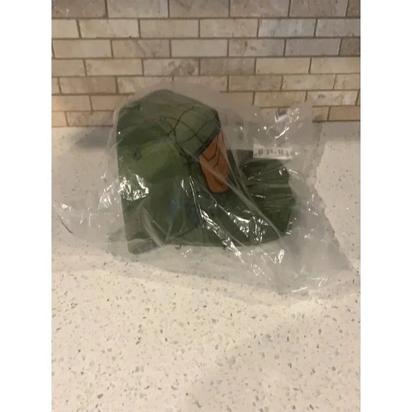 Halo Infinite Master Chief Helmet Flat Bill Snapback Hat nwt Bz - Picture 2 of 5